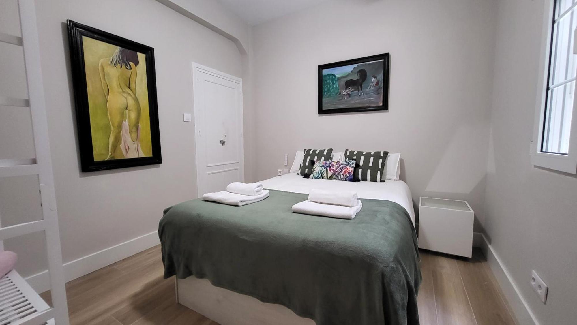 Rentalsevilla En La Plaza Del Salvador Eksteriør bilde