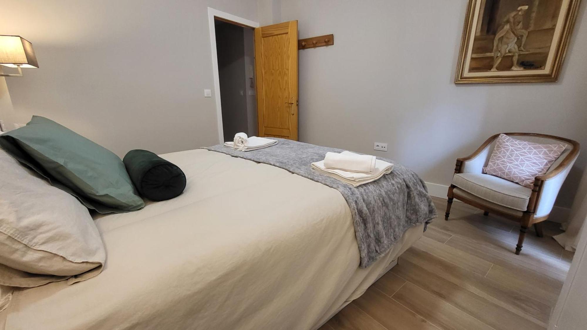 Rentalsevilla En La Plaza Del Salvador Eksteriør bilde
