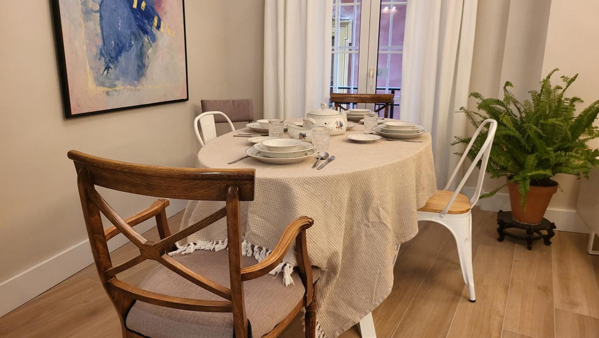 Rentalsevilla En La Plaza Del Salvador Eksteriør bilde